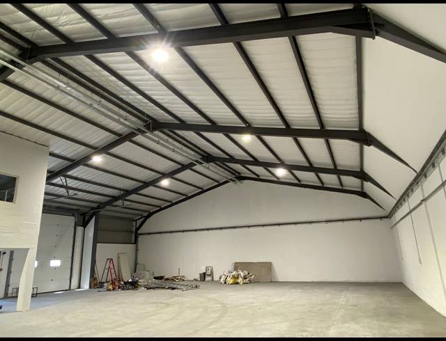 444M² WAREHOUSE TO LET IN TOKAI